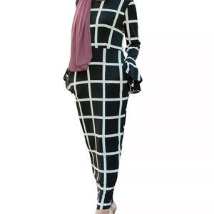 Urban modesty Women's Bold Line Jersey Maxi Dress